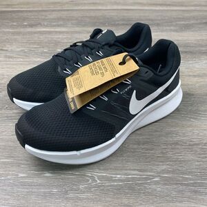 Nike Women's Run Swift 3 Running Shoes DR2698-002‎ Black White Size 10.5 NWOB
